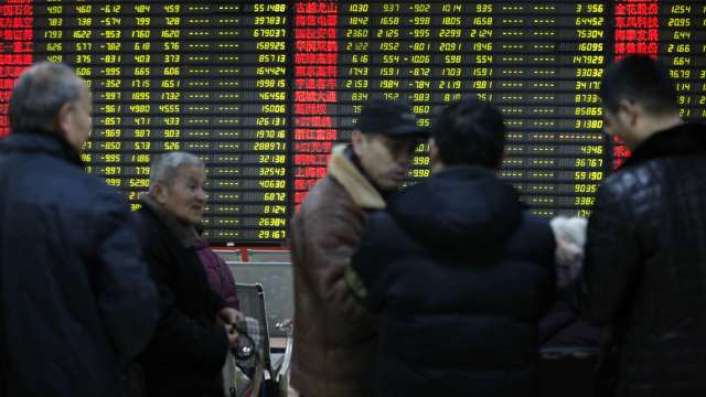 中國LPR報價連續第11個月保持不變，三大指數漲跌互見。（圖：Shutterstock）