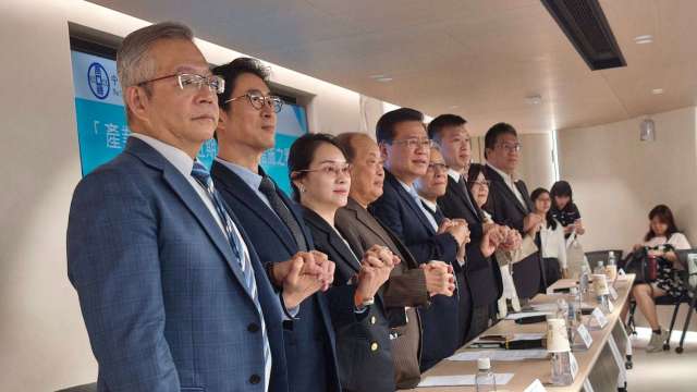 中國惠台10措施，商總：落地才是真惠台！提六大訴求籲兩岸加速溝通該開放就開放。 (鉅亨網記者黃皓宸攝)