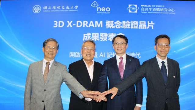 宏碁施振榮投資記憶體設計廠NEO 力促3D X-DRAM技術填補台灣AI記憶體缺口。(圖：施先生辦公室提供)