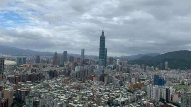 彭博：中國將海外領空武器化 企圖進一步「孤立台灣」(圖：鉅亨)