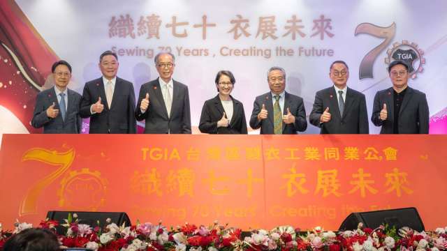 蕭美琴：肯定製衣產業支持經濟發展，期許業界攜手政府打造「日不落產業」。(圖:總統府提供)