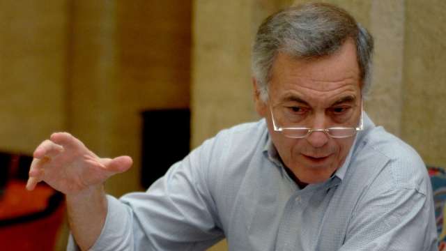 現在應撤出科技股！諾獎經濟學家：大宗商品將進入新一輪「超級週期」(圖:shutterstock)