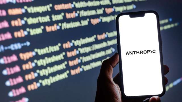 Anthropic傳擬融資500億美元 挑戰估值1兆美元超越OpenAI(圖:shutterstock)