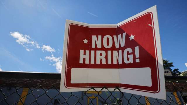 Fed更不急降息！美4月非農就業超預期新增11.5萬人、失業率持穩(圖：REUTERS/TPG)