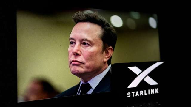 貝萊德擬豪砸百億美元參與SpaceX IPO。(圖：Shutterstock)