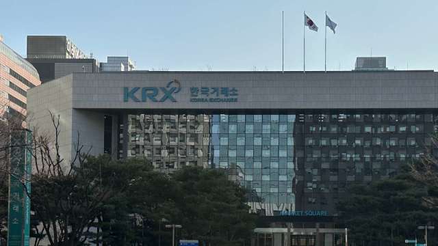 cover image of news article