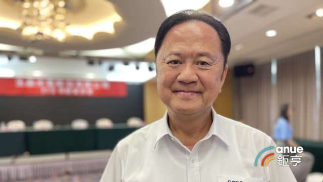 玉晶光董事長陳天慶。(鉅亨網記者張欽發攝)
