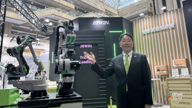 上銀董事長親自介紹。