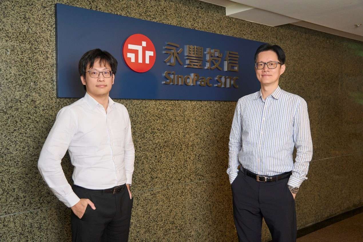 (圖說:永豐投信基金經理人周力行、永豐投信投資研究部副總陳良)