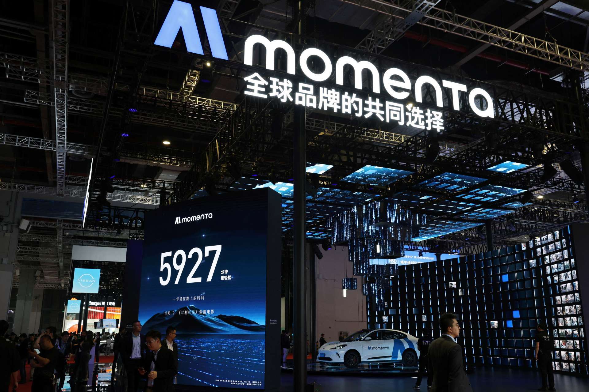 2025年4月23日,中國自動駕駛新創Momenta於中國上海舉行的上海車展(Auto Shanghai)媒體日展示其自動駕駛技術。Momenta目前正籌備赴香港上市,市場估值約達90億美元。(REUTERS/TPG)