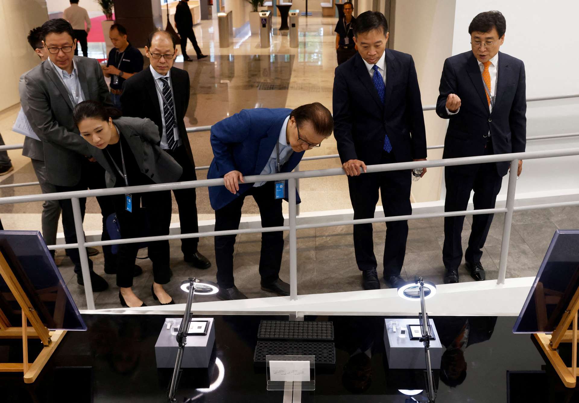 Silicon Box 位於新加坡的先進半導體製造廠展示中心。Reuters/TPG