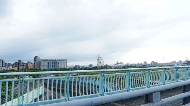 cover image of news article