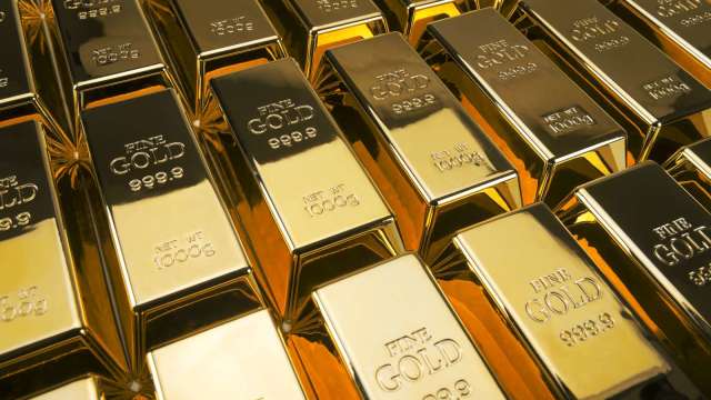 德銀大幅下調金價預測 聯準會轉鷹與投資需求枯竭為主因(圖:shutterstock)