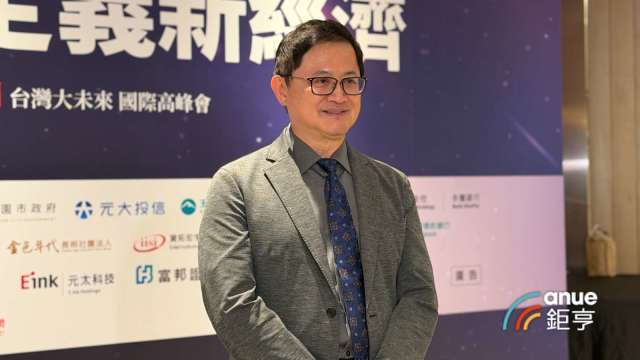 童子賢：AI對精密度要求「倍增再倍增」，整體零組件產能比想像中更吃緊。(鉅亨網記者劉玟妤攝)
