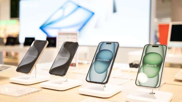 研調:Apple加入戰局帶動高階化 折疊手機市場2026年營收成長48%。(圖:shutterstock)
