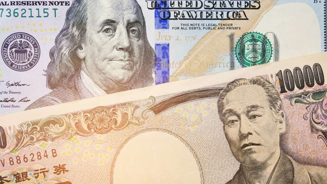 公式発言で円高促進　年金投資の国内回帰とインフレ圧力に注目