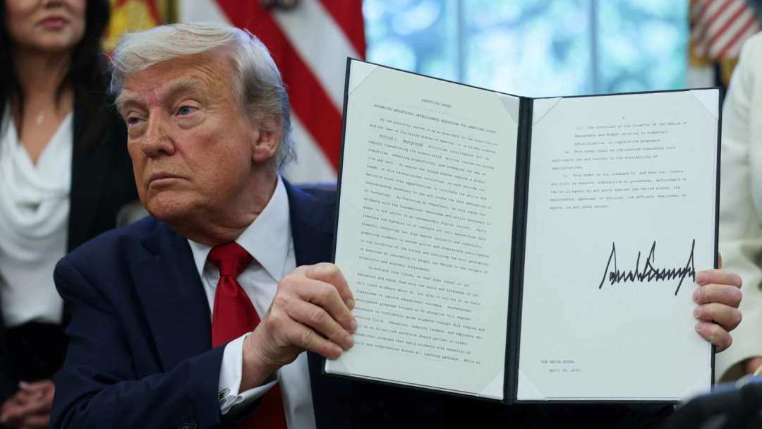 トランプが署名拒否しても阻止できない？住宅法案は土曜日に自動成立