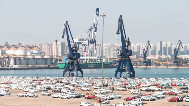 上半年中國汽車行業出口佔1/3,出口躍車廠生命線。(圖:Shutterstock)