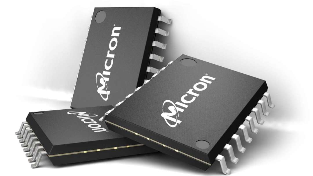 Earnings Season Approaches: Quant Model Favors Micron, SanDisk, and Intel