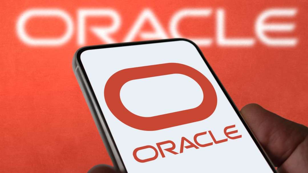 Oracle's CDS Hits Record High, Credit Rating Downgraded: Could This Be a Warning Sign for US Stocks?