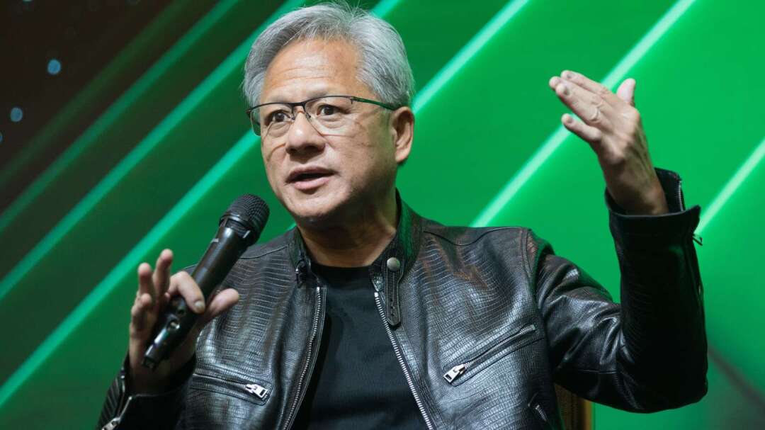 Ahead of AI Summit, Jensen Huang Meets SK Chairman, Focusing on Next-Gen Memory and AI Factory Collaboration
