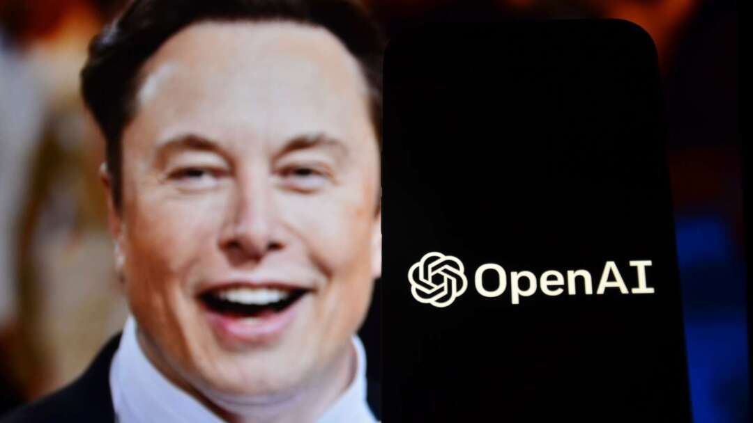マスク氏がAIが5年で人類を超えると予言！全面規制に反対し「同業互査」で政府監督を代替、OpenAIとの確執にも言及