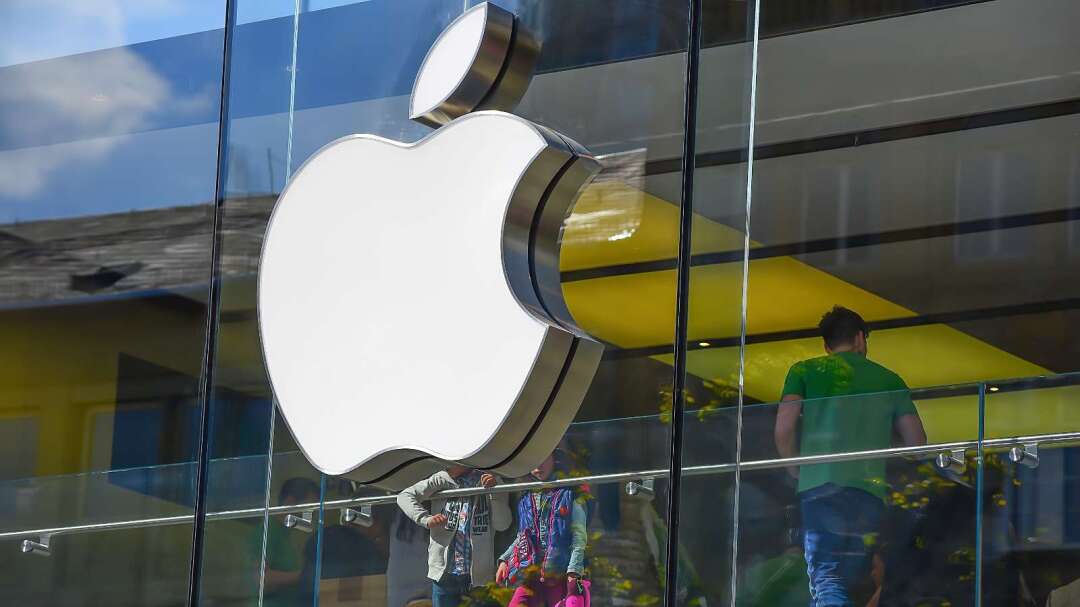 アップルが輝達を逆転し時価総額世界一に返り咲き　AI巨額支出で信用リスク懸念、輝達株は5%安