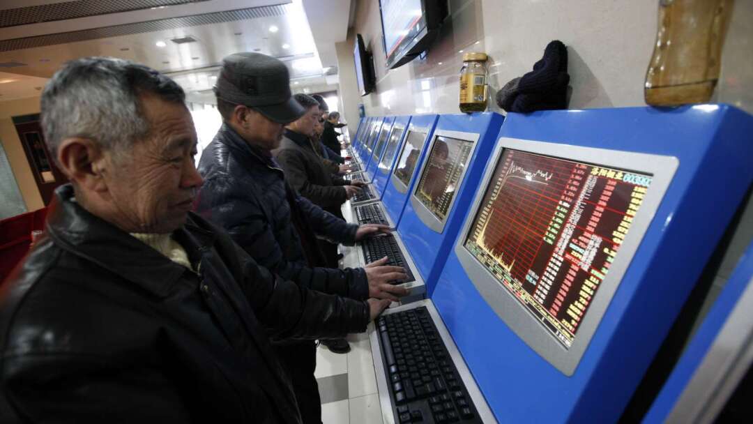 A-Share Market: Major Indices Fall but Decline Narrows Significantly
