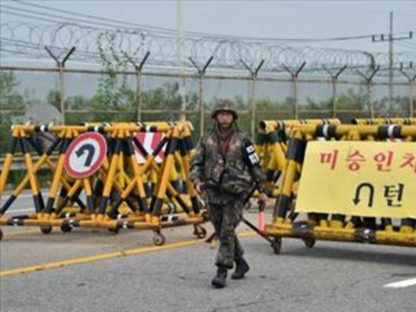 cover image of news article