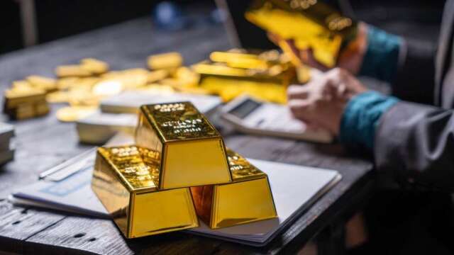 德銀看好黃金進入「噴出行情」 力挺年底目標4600美元。(圖:shutterstock)