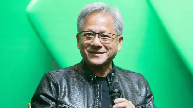 馬斯克大讚「最好的AI晶片」輝達逆勢連五紅(圖:Shutterstock)