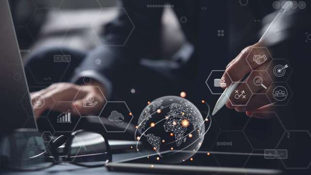 美股ETF怎麼選？從人氣ETF到009826、VT比較，一次看懂布局重點！(圖:shutterstock)