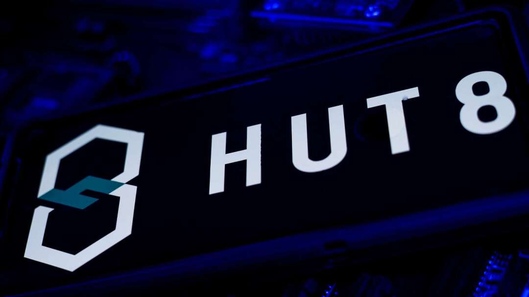 70億→2.33億ドル！ビットコイン採掘企業Hut 8がAIデータセンター建設会社へ転身、現金燃焼が激しく流動性問題に直面