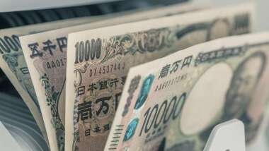 美日聯手干預失靈？日元重挫1%重回159 市場警告：沒升息就難止貶
