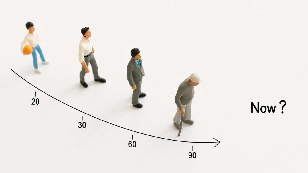 年齢に応じた理財戦略：20～40歳は収入成長、40～60歳は資産配置、60歳以降は資産の安定的な使用が重要