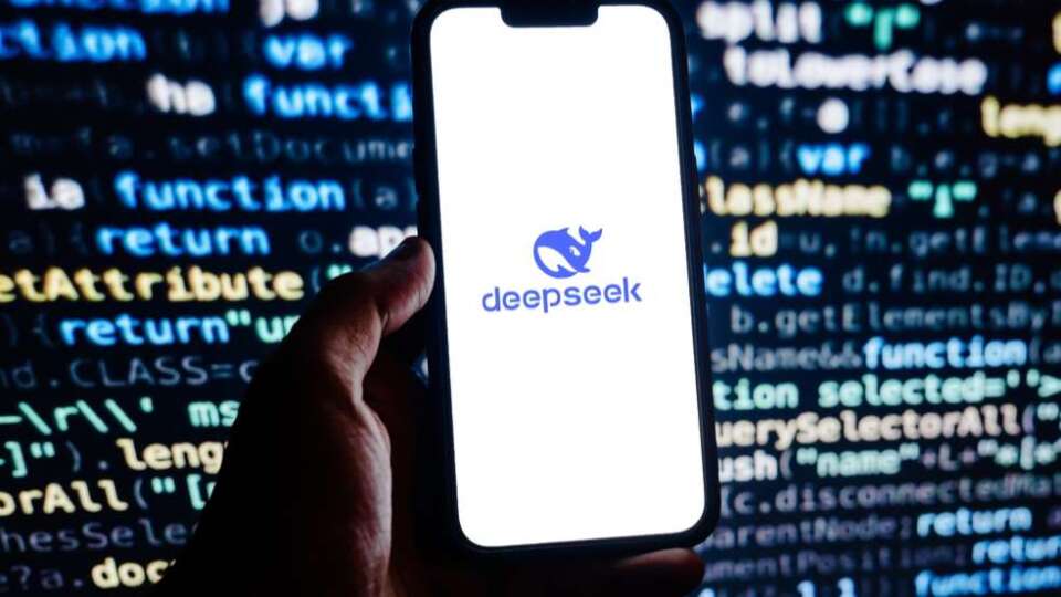 DeepSeek V4 Pro Launches Unexpectedly: Agent Capabilities Leap Forward, Performance Approaches Fable 5