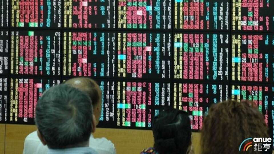 〈台股盤後〉 開高走低で210ポイント安、4万6千円割れ　週間では1585ポイント高の連続上昇