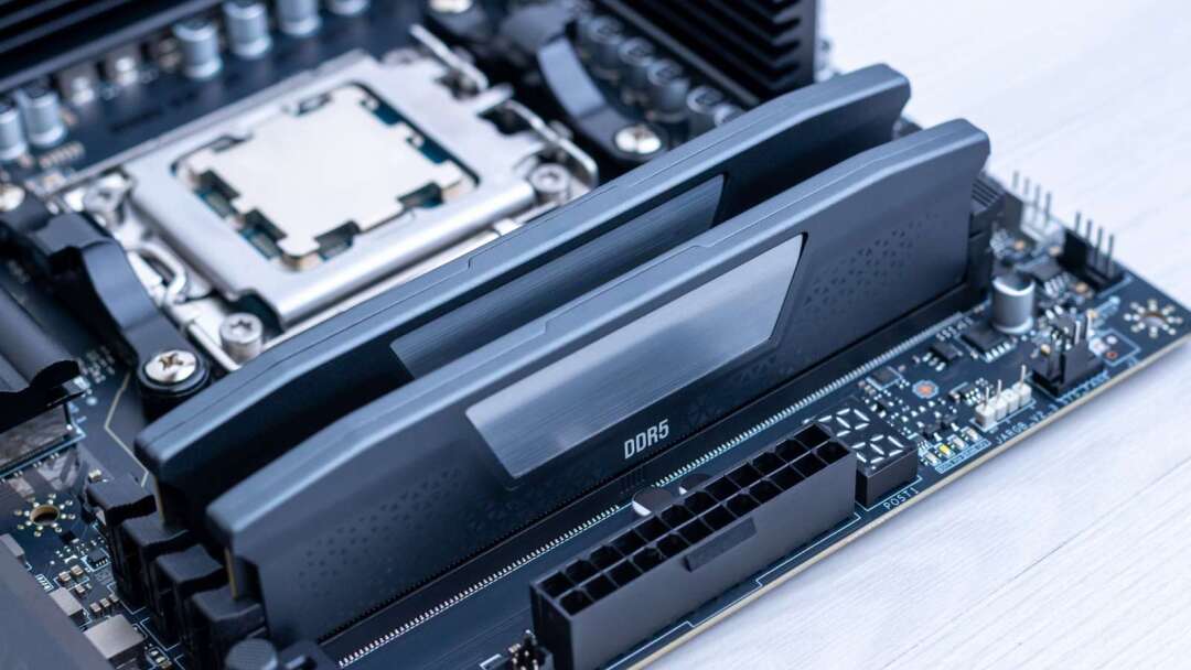 記憶体が「金塊」に！DDR5は1年で400%～500%値上がり、128GBは歴史的最安値の10倍に