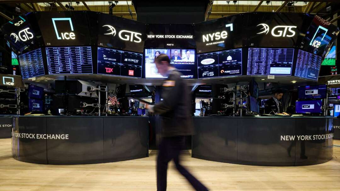 〈米国株終値〉ベイソンテ財務長官の介入も一時的、原油価格再び上昇！ダウ急落700ポイント超 ワルマートは9％以上下落