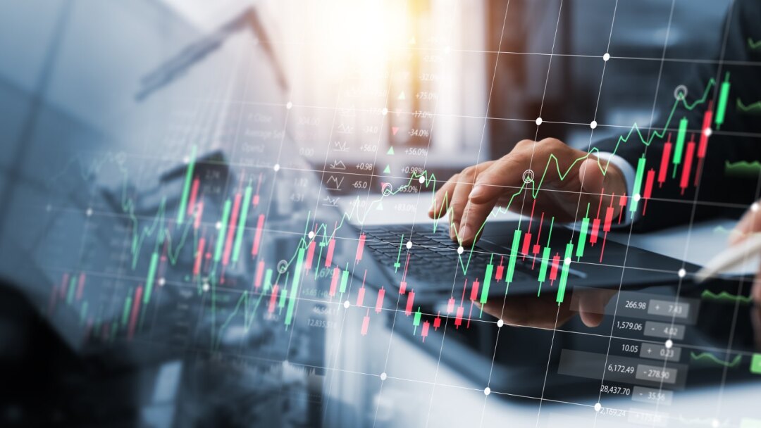 Battle for the Crown of Million-Dollar Stocks Heats Up as Buying Frenzy Hits Thousand-Dollar Stocks; 8 Stocks, Led by Largan and Faraday, Hit Daily Limits