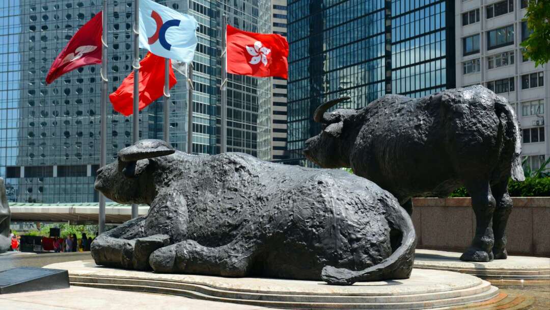Hong Kong Market Close: Securities and Semiconductor Stocks Lead Gains, Hang Seng Index Up 0.56%, Non-Ferrous Metals Strong