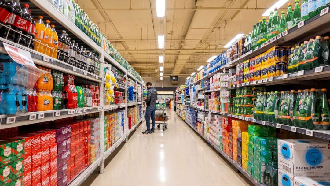 美國經濟警訊浮現！8月消費者信心下滑 芝加哥PMI意外萎縮