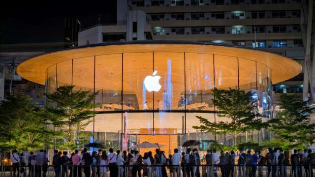 彭博：苹果内部测试过折叠iPhone触控笔