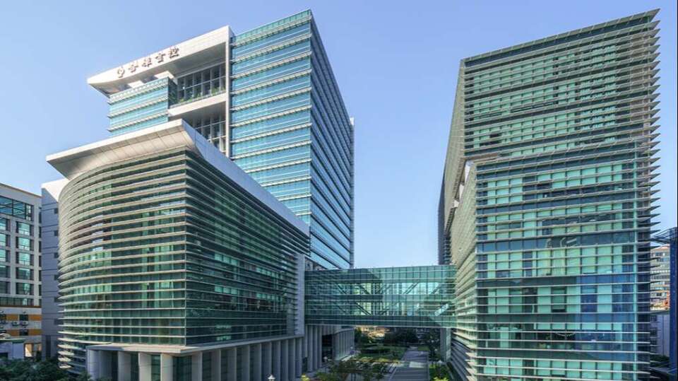 Hua Nan Financial Holdings Reports Record Profits for First Seven Months; Non-Banking Subsidiaries Contribute 20%, Dividend Payout to Remain at 80% in Cash