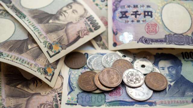 日本30年期公债标售平稳 殖利率站上4%