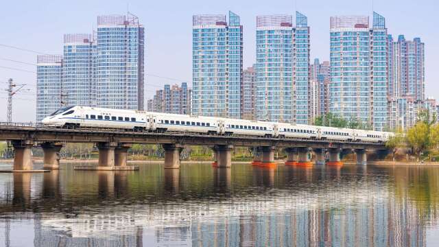 京港高铁雄商段通车 北京南下第三条高铁大通道成形