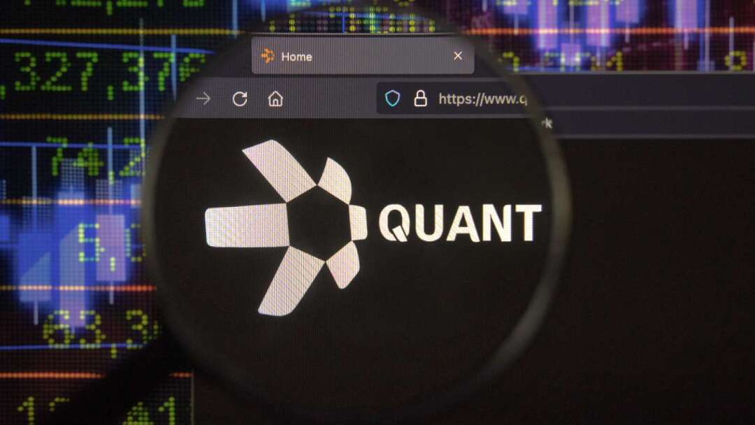 比特幣持續區間震盪背後：機構資金狂掃Quant與Chainlink等基礎設施替代幣