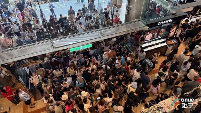 新光三越周庆首日来客破14.5万人次 三大消费趋势出炉