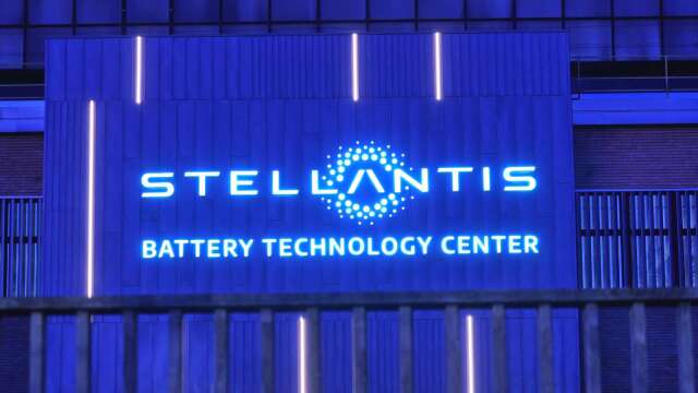 不灭火改「丢包」！Stellantis专利：电池过热直接整包脱落  还能继续行驶