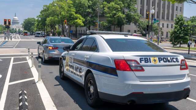 赖清德儿惊传在美遭跟监偷拍 FBI逮捕华裔女房仲